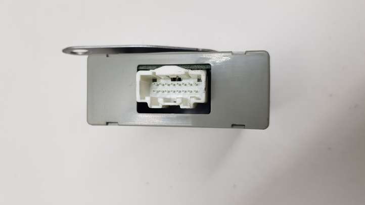 Peugeot 4007 (2007 - 2012)  8631A420 Блок управления редуктора коробки передач (раздатки)