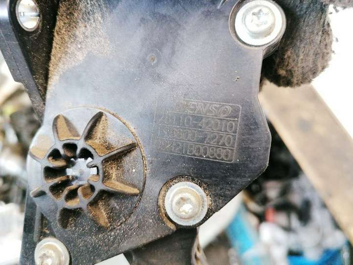 Toyota RAV 4 (XA30) (2006 - 2016)  7811042010 Педаль акселератора
