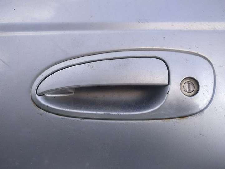 Toyota Avensis T220 (2000 - 2003)   Наружная ручка
