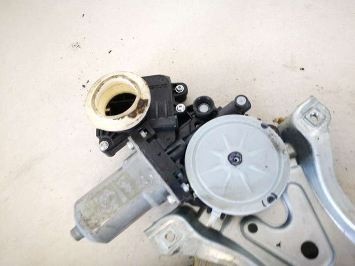 Toyota Verso (2009 - 2012)  698300f040 Механизм подъема окон задней двери