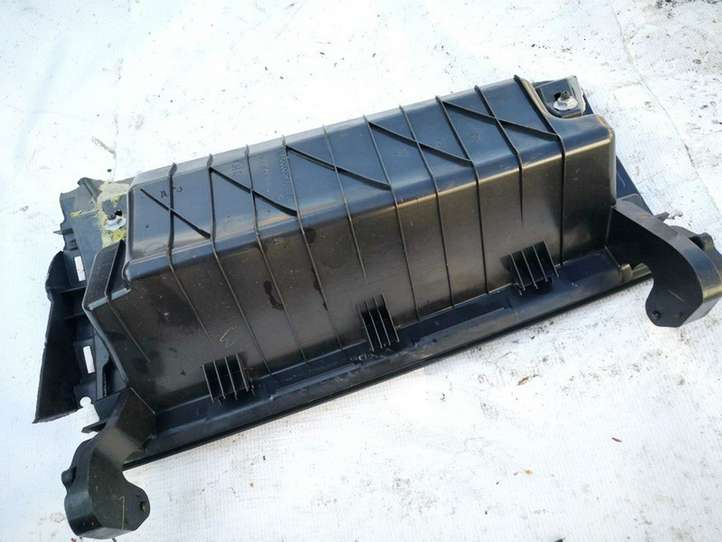 Dodge Journey (2007 - 2011)  pn100000709 Ящик для вещей
