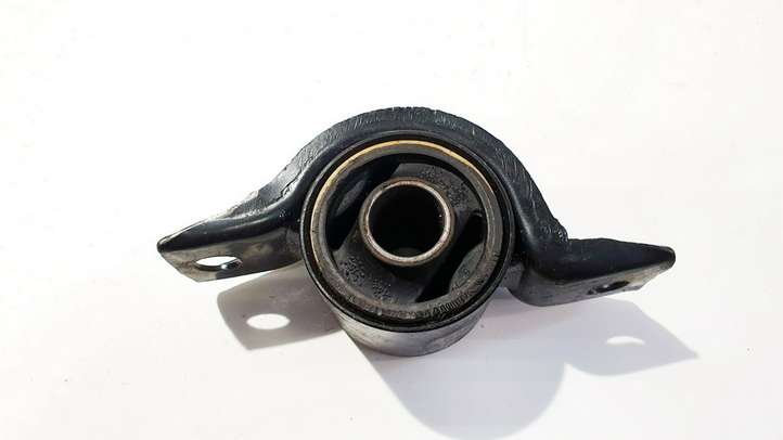Ford Focus (1998 - 2004)   Передняя звукоизоляция
