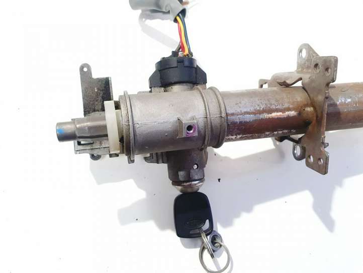 Ford Fiesta (2000 - 2005)  93fb3675 Замок зажигания