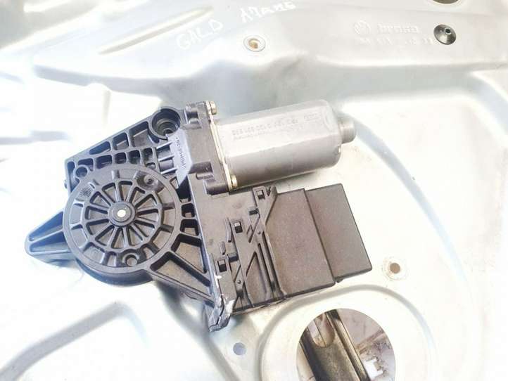 Volkswagen PASSAT B5.5 (2001 - 2005)  0130821696 Механизм подъема окон задней двери