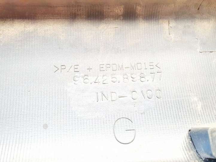 Citroen Xsara Picasso (1999 - 2012)  9642589877 Отделка (молдинг) передней двери