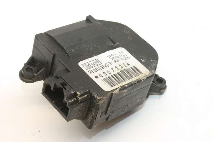 Nissan Note (E11) (2006 - 2014)  N100495G Двигатель задвижки потока воздуха