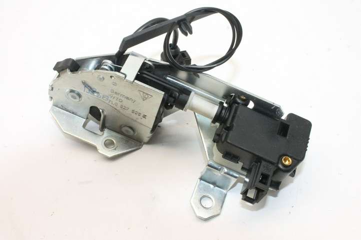 Volkswagen Touareg I (2002 - 2010)  7L0827506E Замок задней крышки