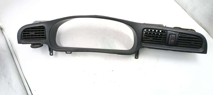 Subaru Outback (1998 - 2003)   Отделка приборного щитка