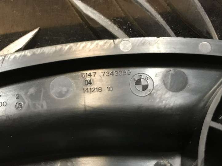 BMW 7 G11 G12 (2015 - 2022)  7343389 Ручка капота