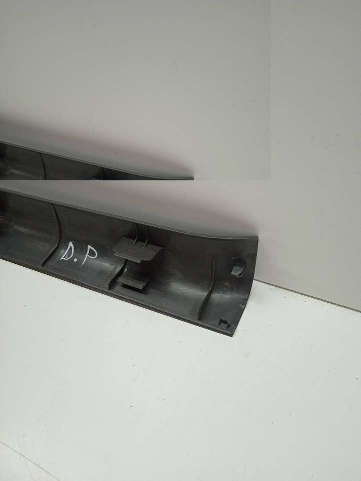 Toyota Prius (XW20) (2003 - 2009)  6791347020 Отделка переднего порога (внутренняя)