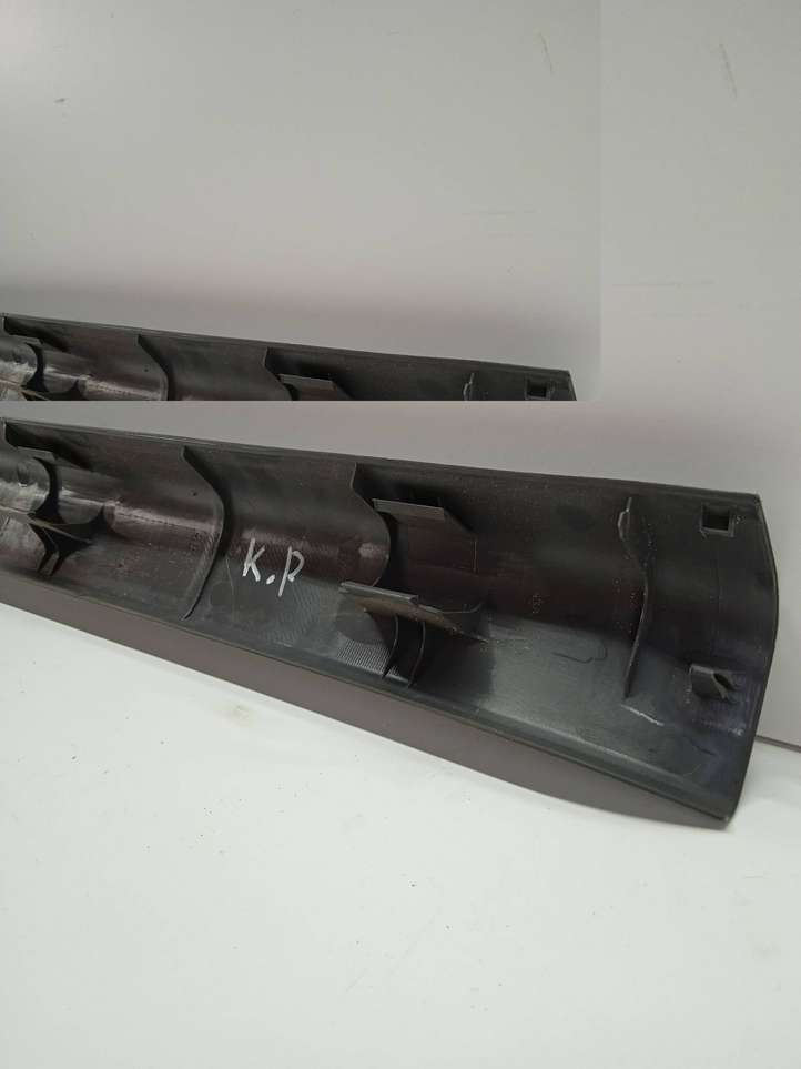 Toyota Prius (XW20) (2003 - 2009)  6791447020 Отделка переднего порога (внутренняя)