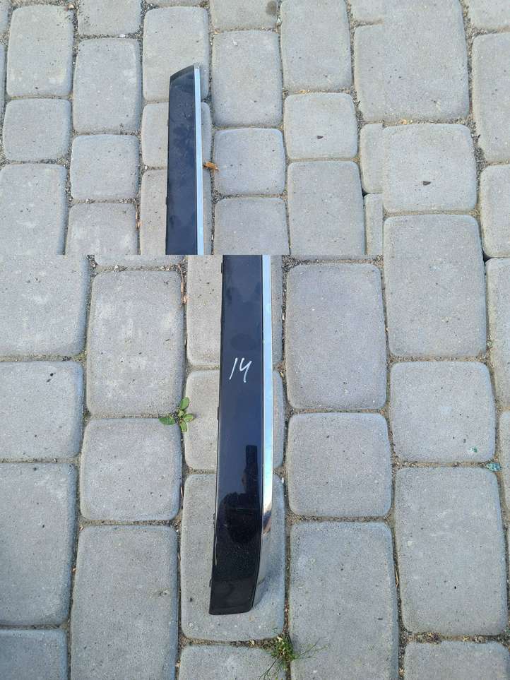 BMW 7 E65 E66 (2001 - 2008)  7135585 Молдинг переднего бампера