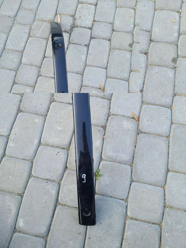 BMW 7 E65 E66 (2001 - 2008)  8240293 Молдинг переднего бампера