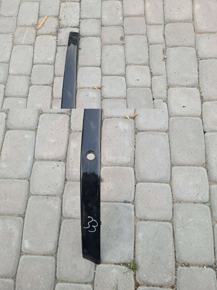 BMW 7 E65 E66 (2001 - 2008)  8240293 Молдинг переднего бампера