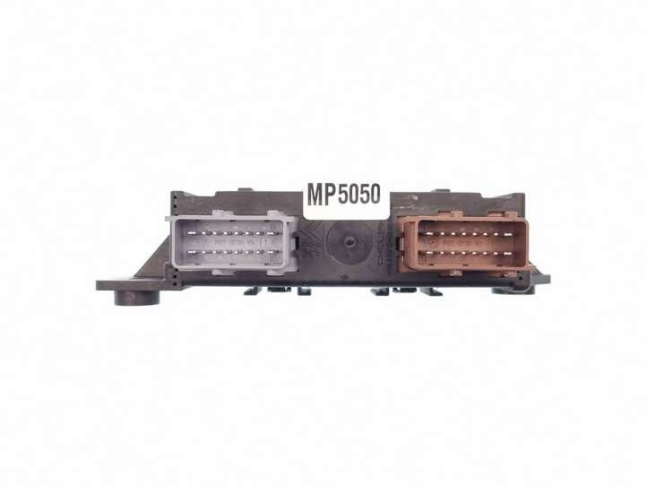 Peugeot 508 (2014 - 2018)  9665524180 Блок управления крюка для прицепа
