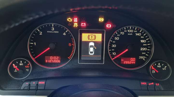 Audi A4 (2004 - 2009)  03G906018AQ Комплект зажигания
