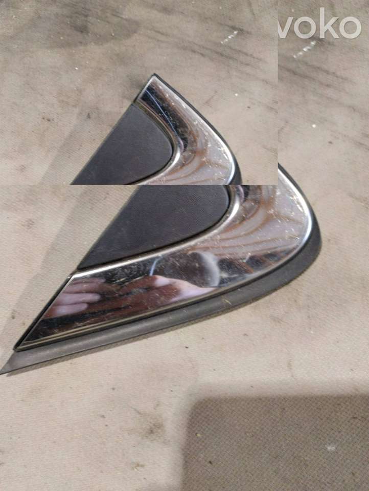 Renault Kadjar (2018 - )  638755657R Другая внешняя деталь