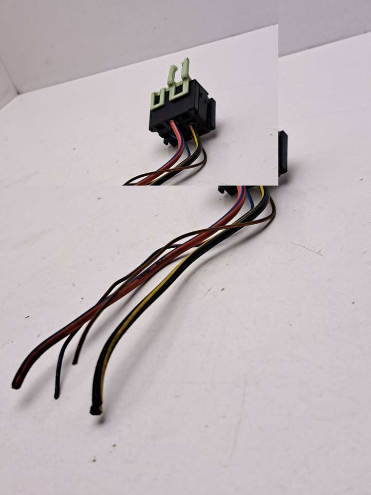 BMW 7 E65 E66 (2001 - 2008)  1493518271 Другой проводник