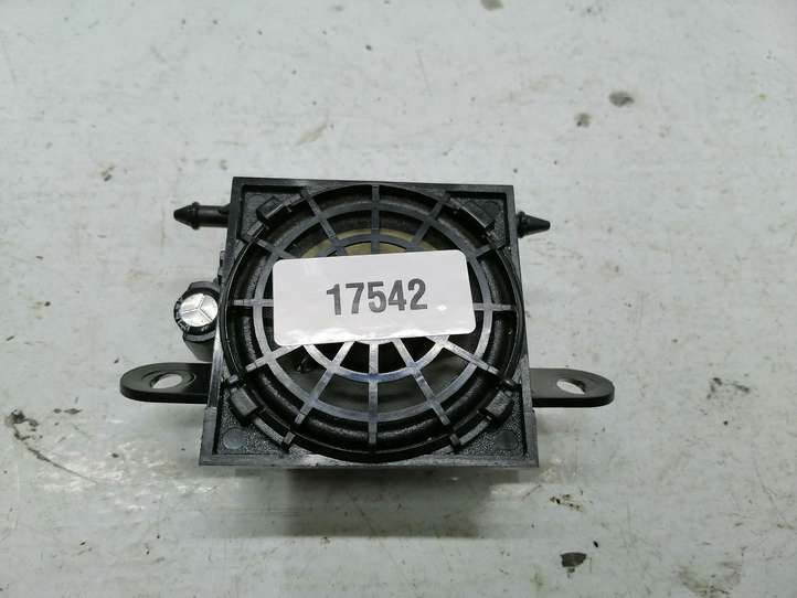 Audi A4 (2004 - 2009)  8H0035411E Громкоговоритель в панели