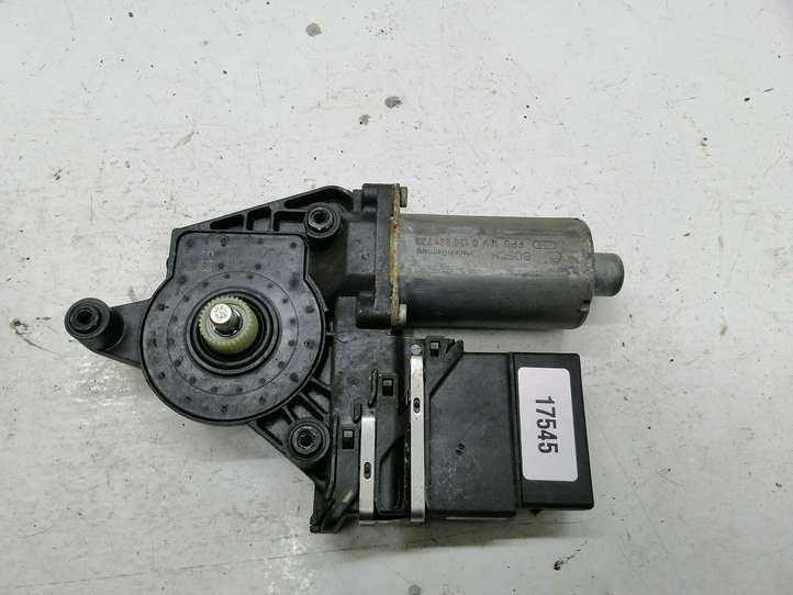 Audi A4 (2004 - 2009)  8H0959802A Механизм подъема окон задней двери