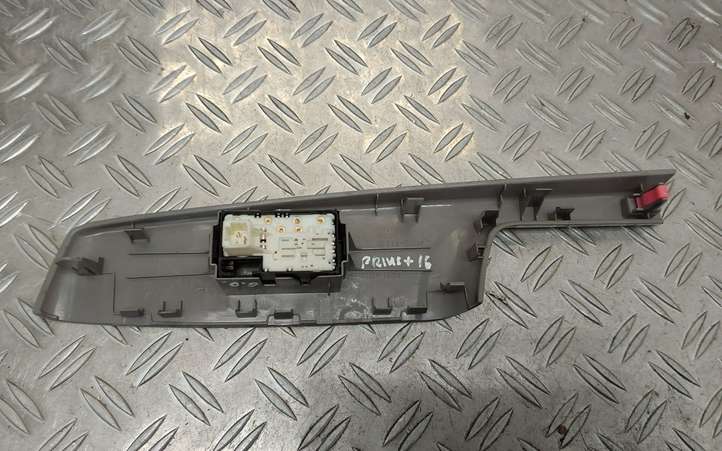 Toyota Prius+ (ZVW40) (2011 - 2018)  7427147070 Кнопка стеклоподъемников