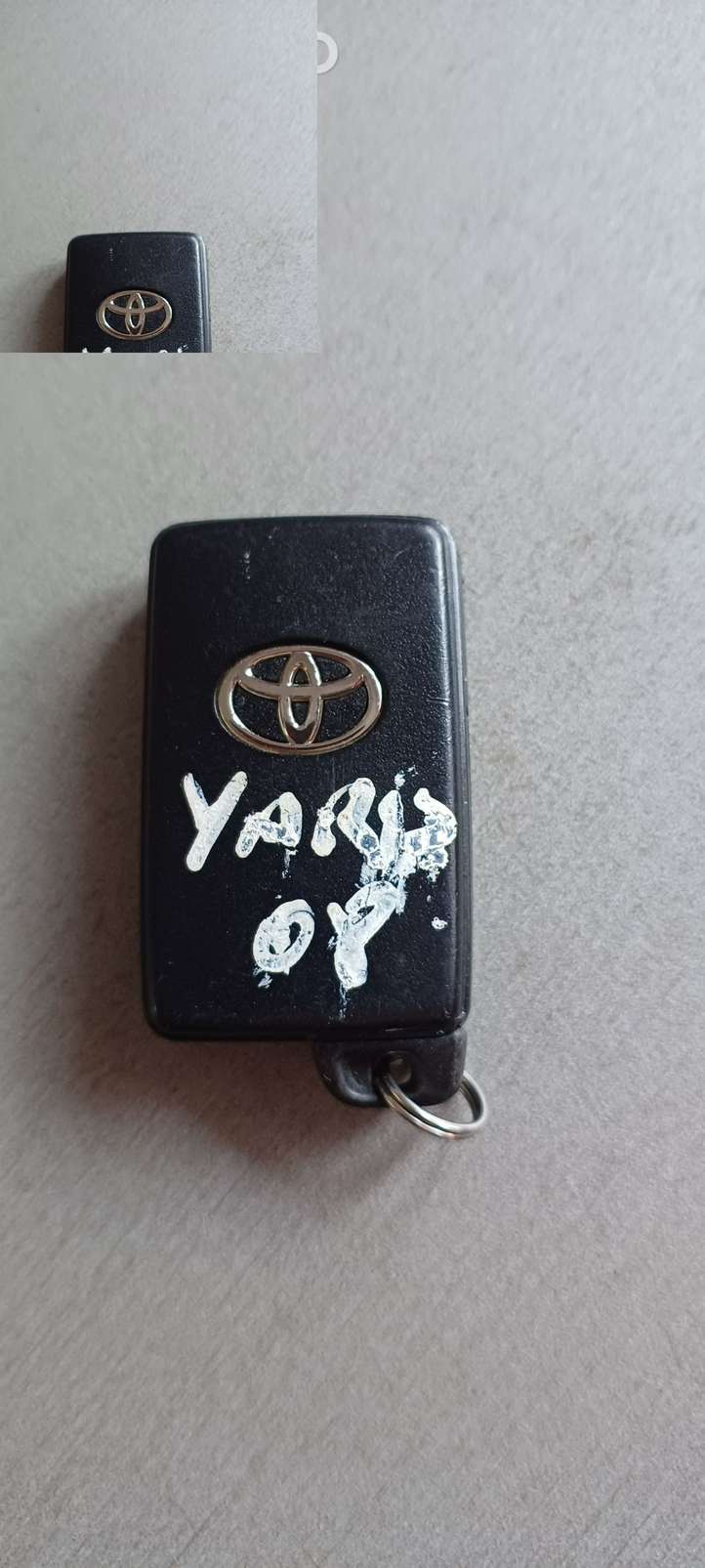 Toyota Yaris (2005 - 2009)   Ключ / карточка зажигания