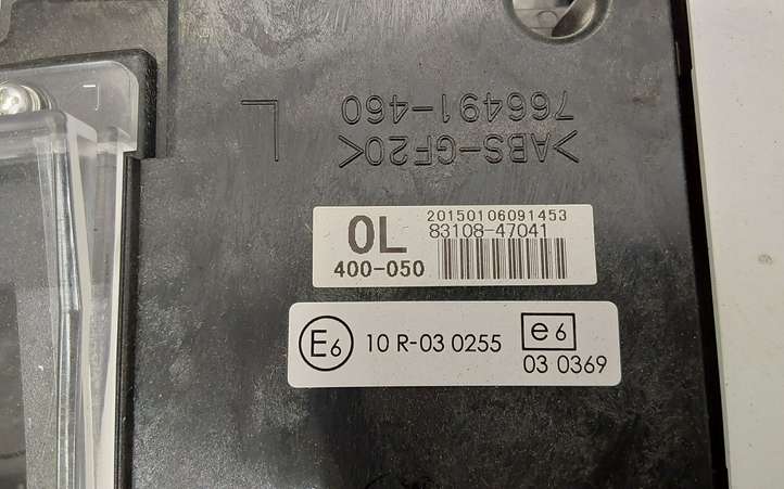 Toyota Prius+ (ZVW40) (2011 - 2018)  8310847041 Экран дисплея вверх