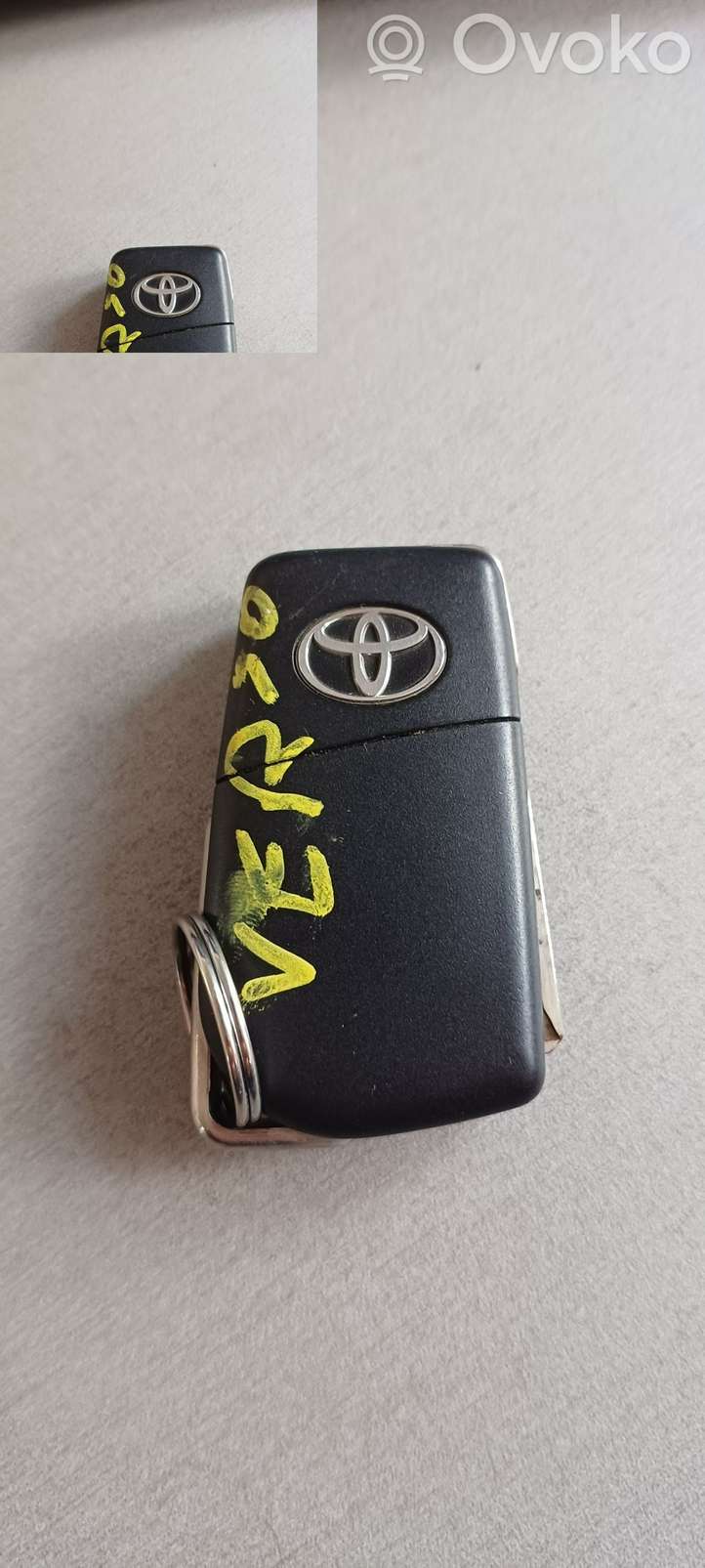 Toyota Verso (2012 - 2015)   Ключ / карточка зажигания