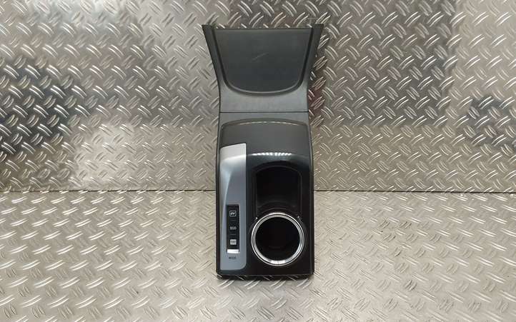 Toyota Prius+ (ZVW40) (2011 - 2018)  5883947050 Другая центральная деталь консоли (туннеля)