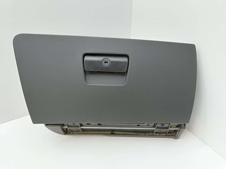 BMW 3 E90 E91 (2005 - 2012)  7075479 Комплект ящика для вещей (бардачка)