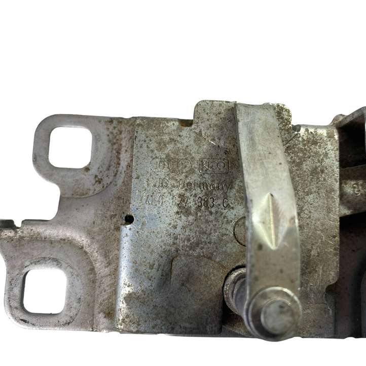 Audi A8 (2005 - 2007)  4E0827383C Притягиватель задней крышки