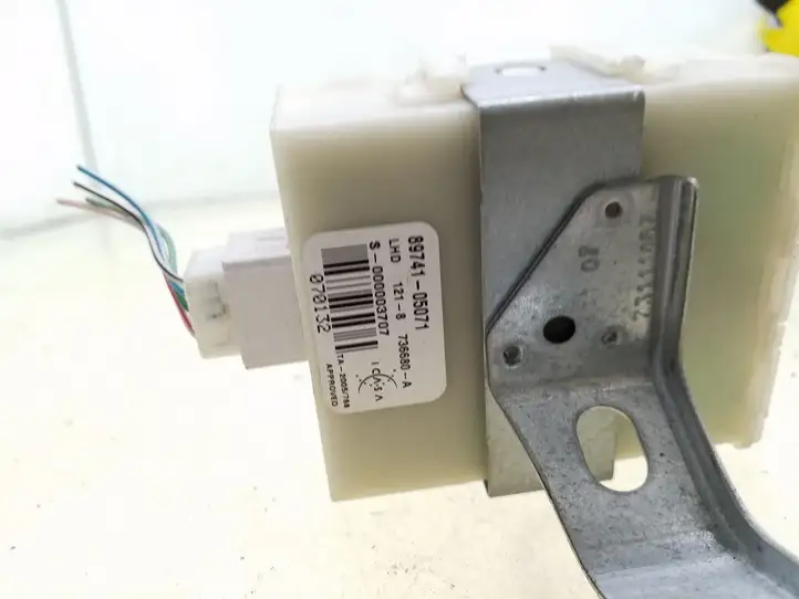 Toyota Avensis T250 (2006 - 2009)  8974105071 Блок управления центрального замка