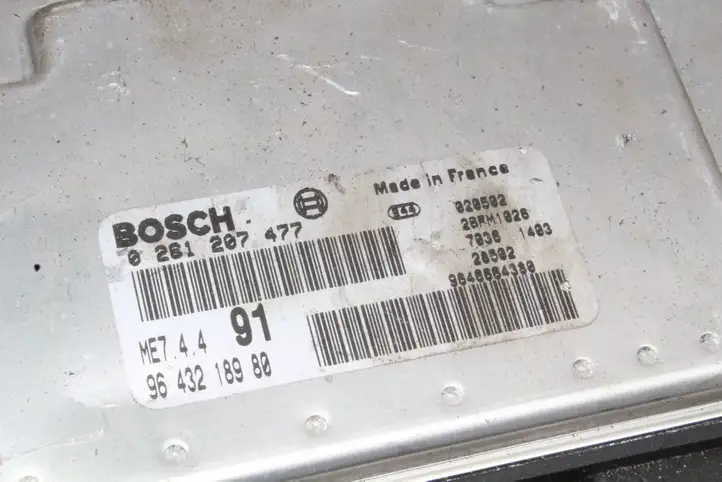 Peugeot 206 (1998 - 2012) 0261207477 Блок управления двигателем (ЭБУ) — фото 2