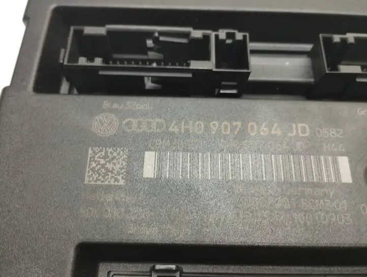 Audi A8 S8 D4 4H (2013 - 2017) 4H0907064JD Модуль комфорта — фото 3