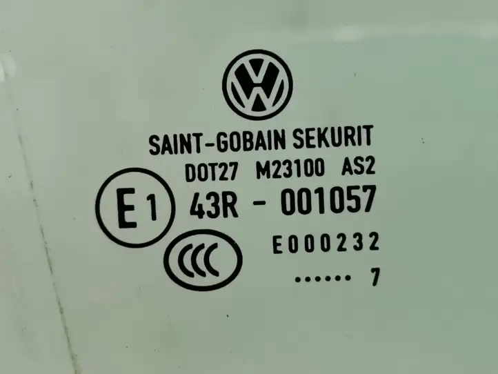 Volkswagen Golf V (2003 - 2009) 43R001057 Стекло задней двери — фото 2