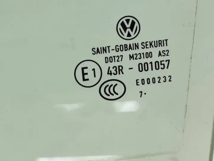 Volkswagen Golf V (2003 - 2009) 43R001057 Стекло задней двери — фото 2