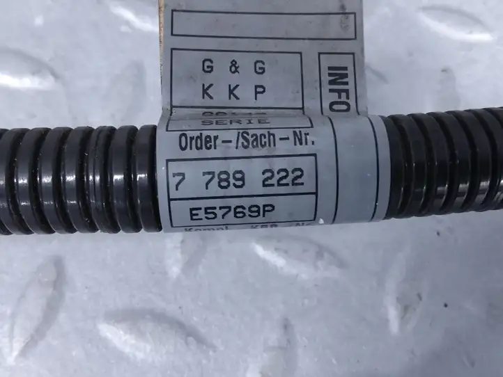 BMW 5 E60 E61 (2004 - 2010)  7789221 Плюсовый провод (аккумулятора)