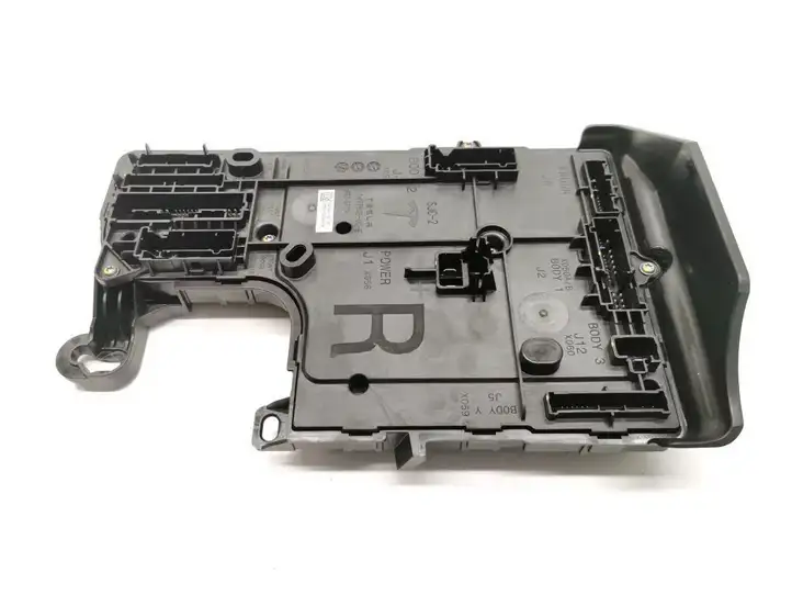 Tesla Model 3 (2017 - 2023) 1567454-00-B Модуль комфорта — фото 4