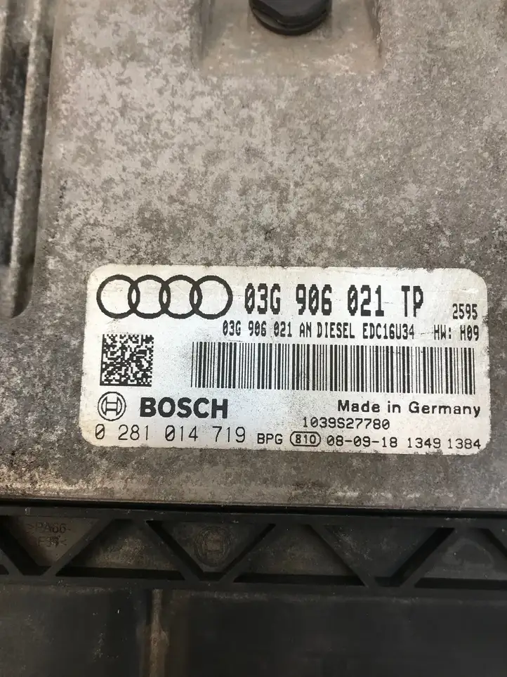 Audi A3/S3 8P (2008 - 2013) 03G906021TP Блок управления двигателем (ЭБУ) — фото 4