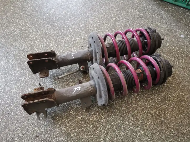 Fiat Bravo (2007 - 2014)   Передний амортизатор с пружиной