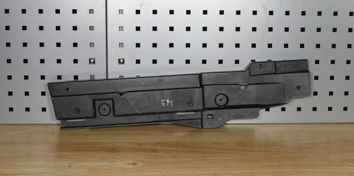 51477068886 BMW 3 E90 E91 Kita bagažinės apdailos detalė