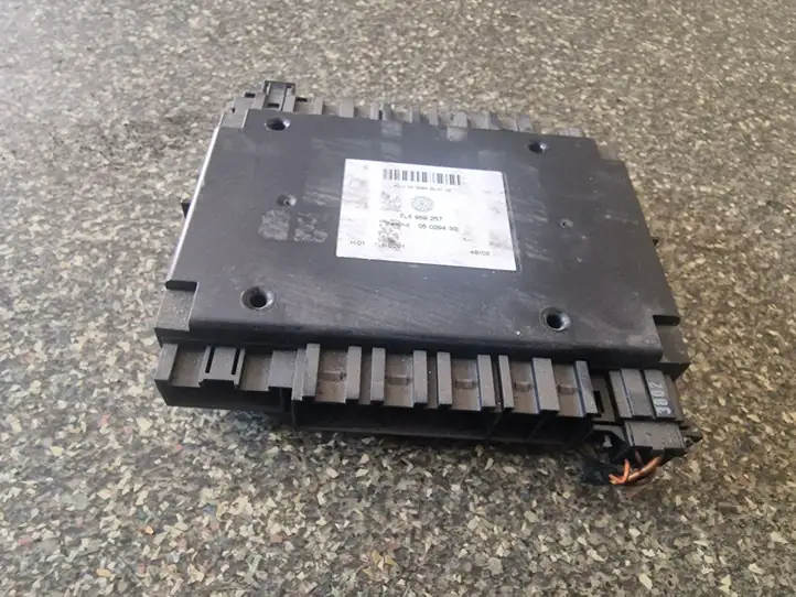 Volkswagen Touareg I (2002 - 2010)  7L6959257 Mодуль kомфортa