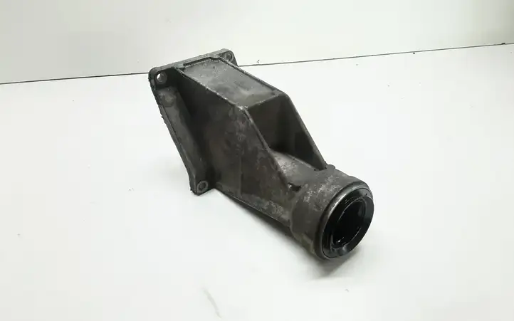BMW X5 E70 (2006 - 2013) 7552540 Кронштейн подвесного подшипника — фото 1