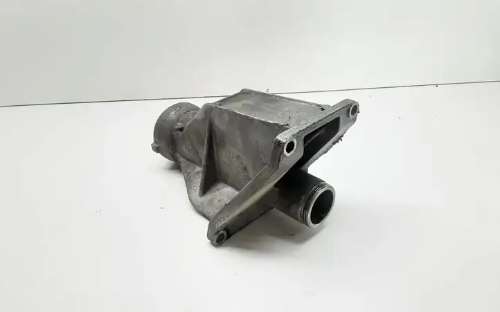 BMW X5 E70 (2006 - 2013) 7552540 Кронштейн подвесного подшипника — фото 2