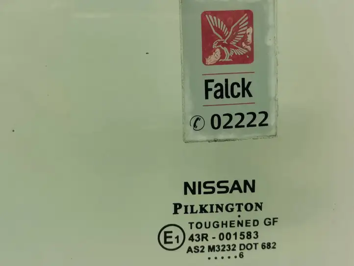 Nissan Note (E11) (2006 - 2014) 43R001583 Стекло задней двери — фото 2