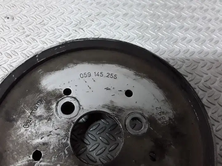 Audi A6 S6 C5 4B (1997 - 2001) 059145255 Шкив насоса ГУР — фото 2