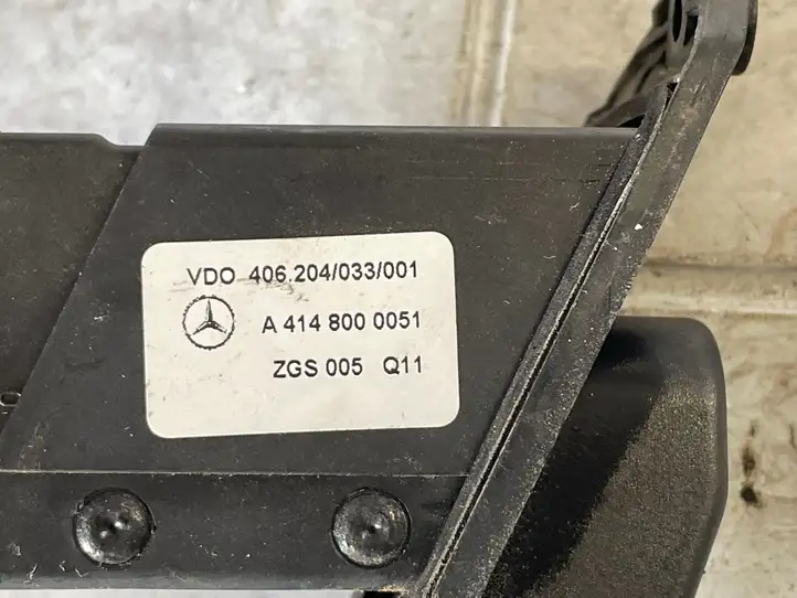Mercedes-Benz Vaneo W414 (2001 - 2005) A4148000051 Замок крышки топливного бака — фото 1