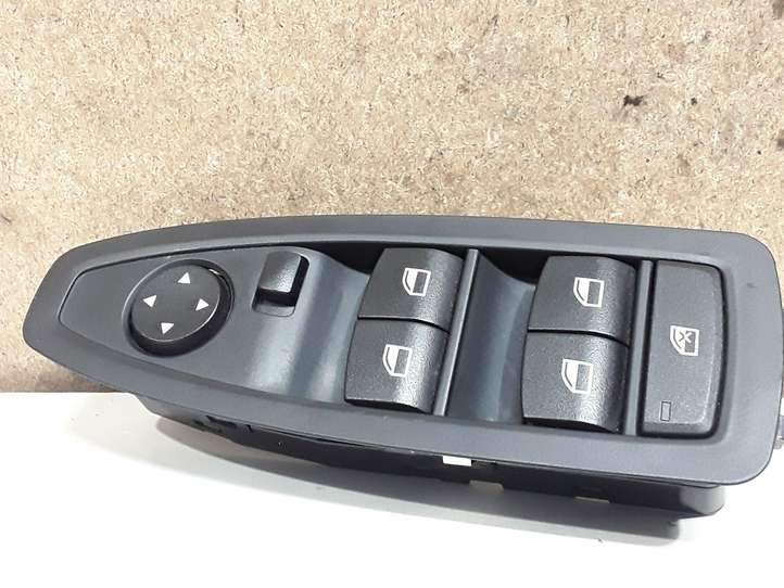 BMW 3 F30 F35 F31 (2012 - 2018)  92028109 Кнопка стеклоподъемников