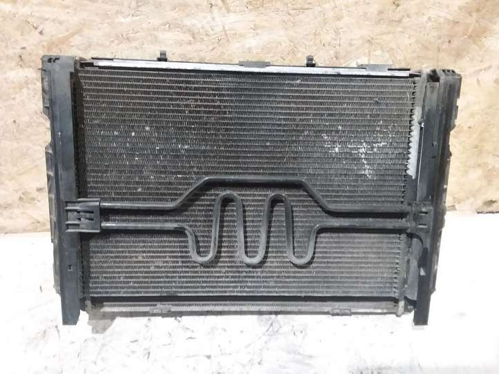 BMW 3 E90 E91 (2005 - 2012)  7526533 Комплект радиаторов