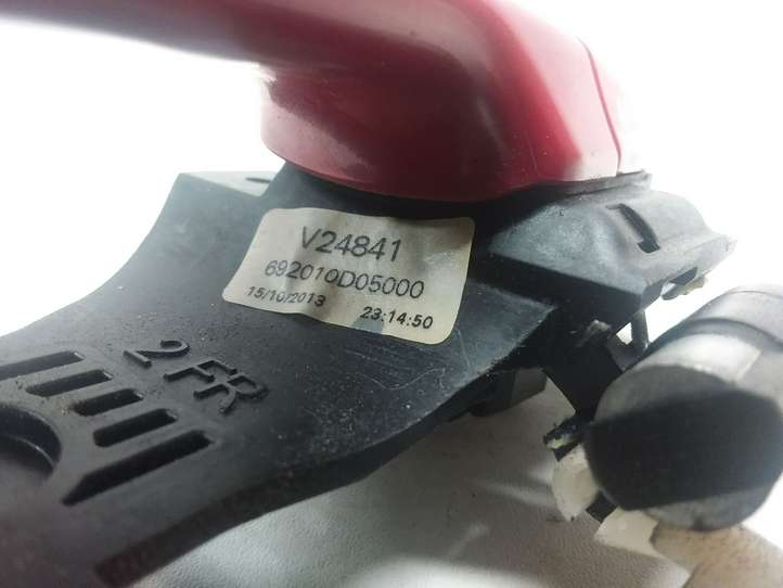Toyota Yaris (2012 - 2014)  692010D05000 Наружная ручка